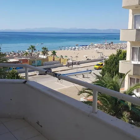 Sarimsakli Rio Karsisi Denize 0 Daire Ayvalı