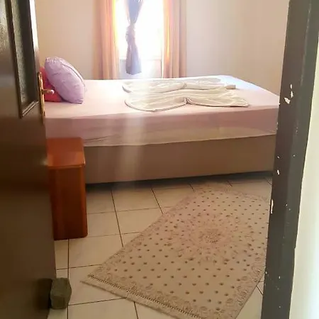 Sarimsakli Rio Karsisi Denize 0 Daire Ayvalı